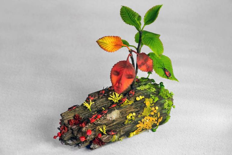 Original Photorealism Botanic Sculpture by Yuliia Khovbosha