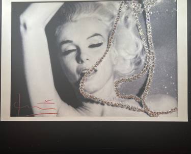 Bert  Stern signed rare Marilyn Monroe jeweled rhinestones thumb