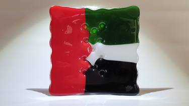EMIRATES II.: Exclusive One-of-a-Kind Fused Glass Centerpiece thumb