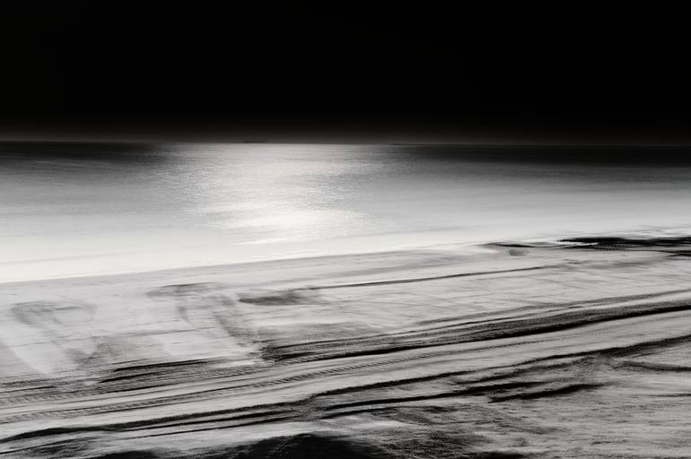 Original Seascape Photography by Roberto Cavazzuti Redrumstudio | Minimalism Art on Paper | Listening to the Moon (8148)