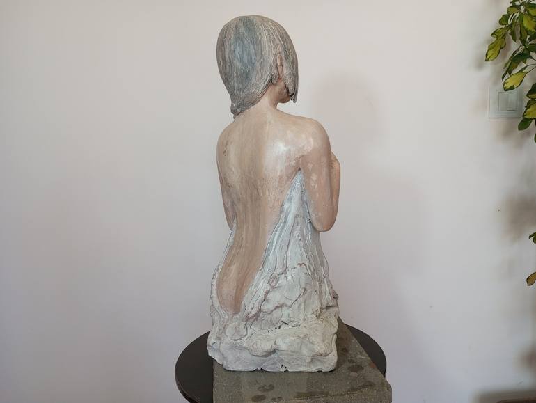 Original Figurative Body Sculpture by JUANMI FIGUEIRA