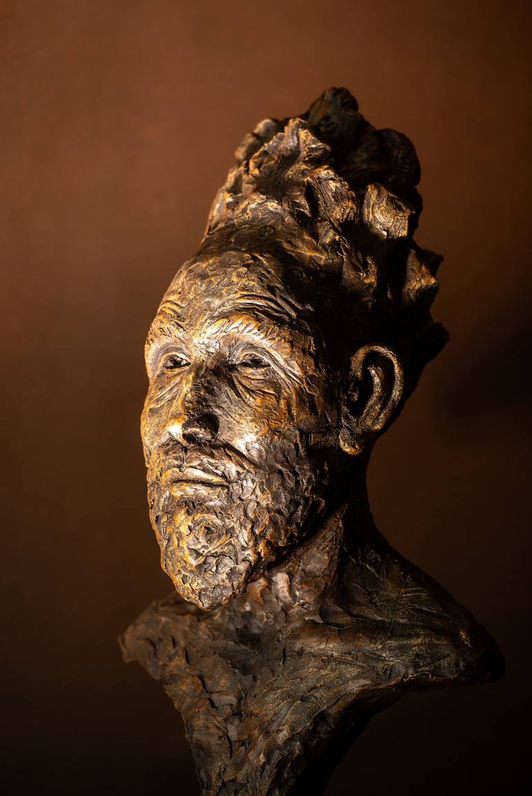 Original Figurative Men Sculpture by peggy coussement