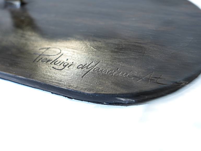 Original Surrealism Floral Sculpture by Pierluigi Manciniart