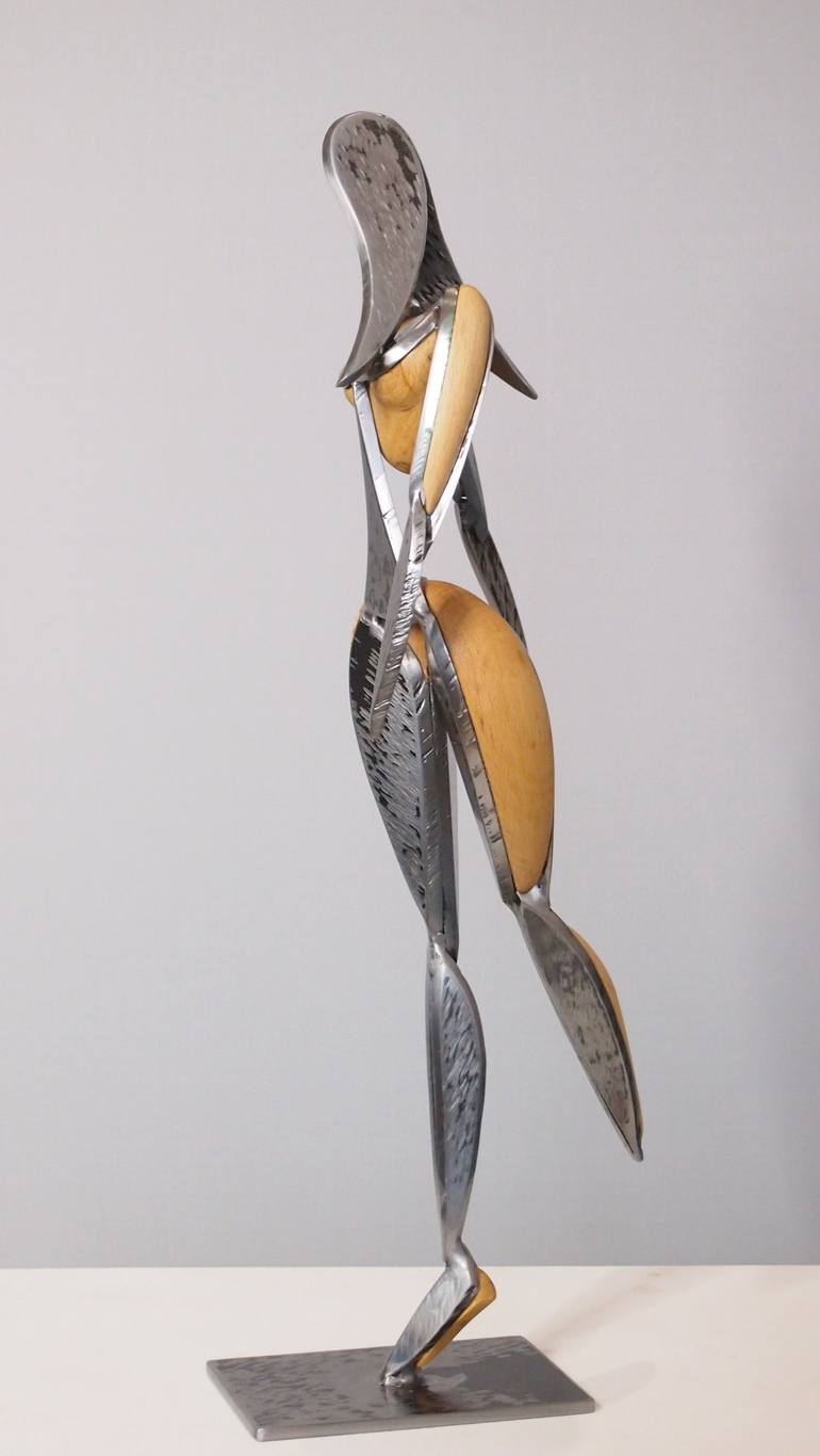 Original Figurative Women Sculpture by Stevlin Yovchev