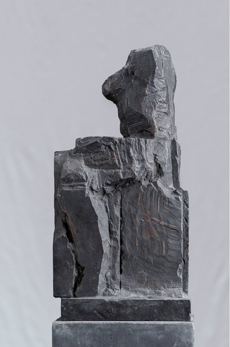 Original Figurative Women Sculpture by Sebastian Paul