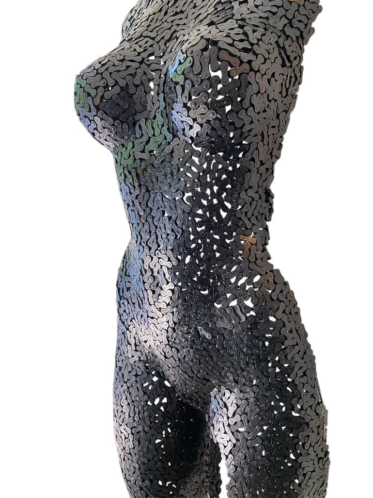 Original Figurative People Sculpture by Nathan Goodman