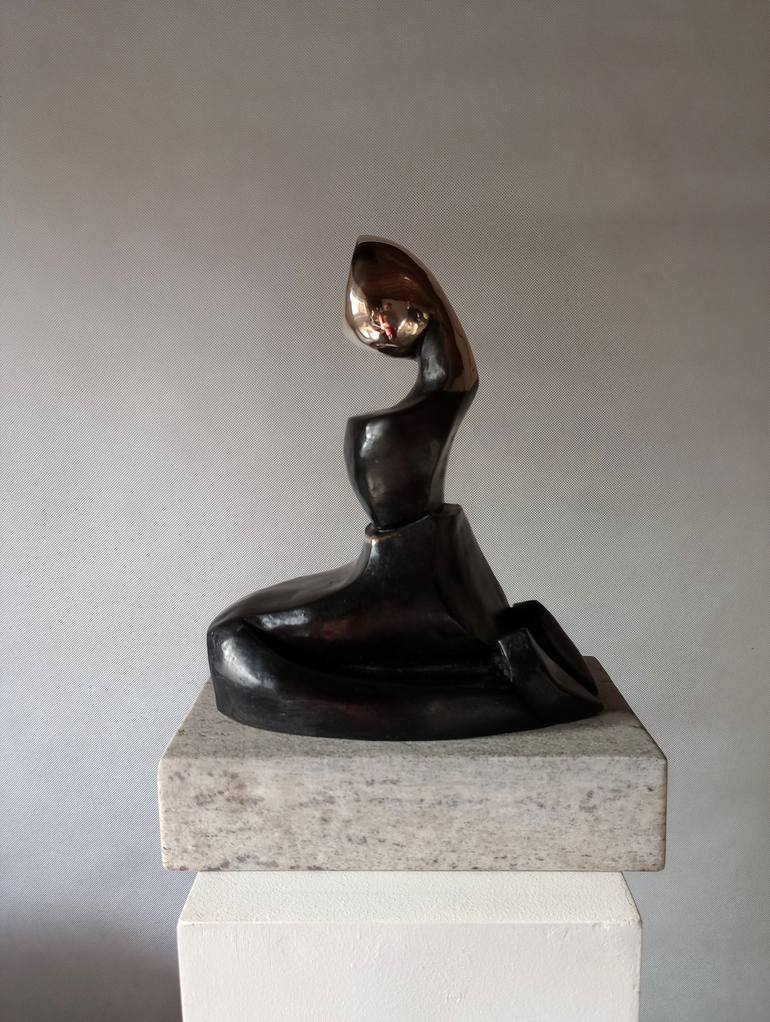 Original Cubism Women Sculpture by Iwona Biela Panufnik