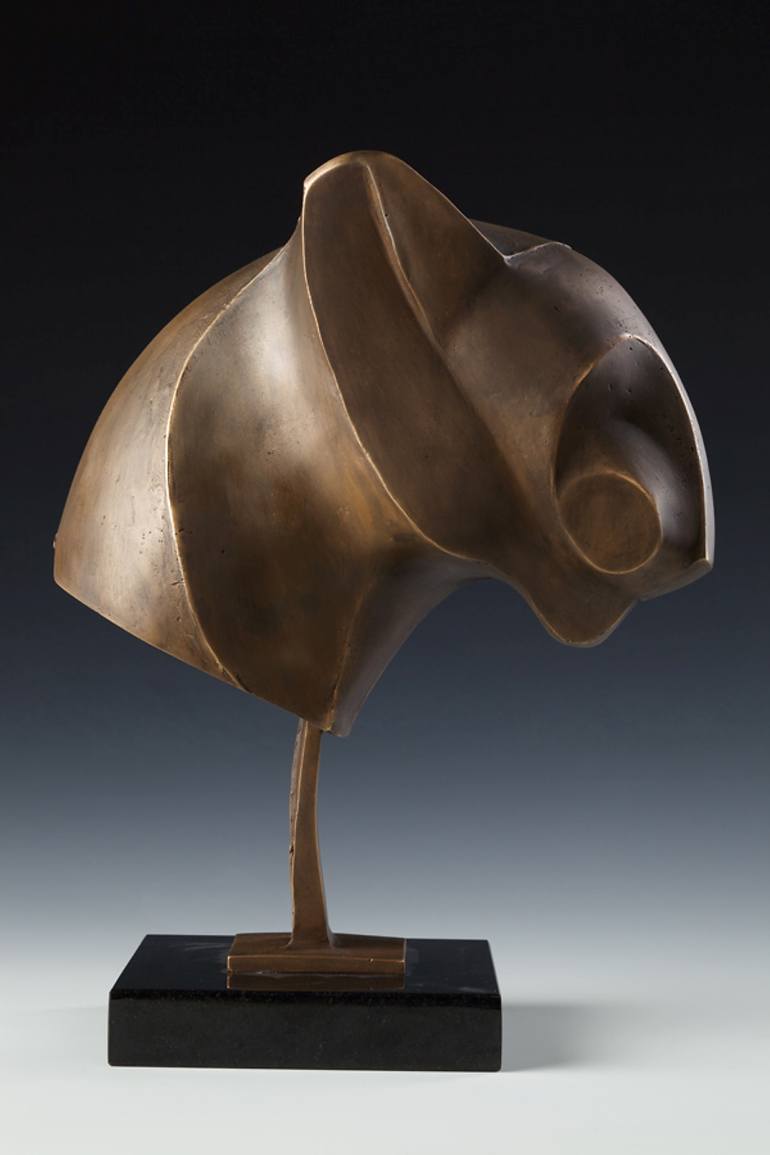 Original Contemporary Animal Sculpture by Aleksander Litvinov