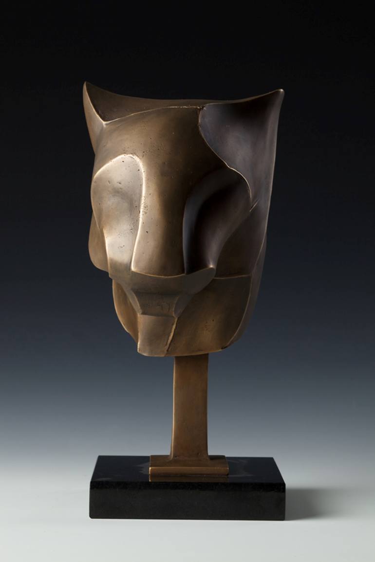 Original Contemporary Animal Sculpture by Aleksander Litvinov