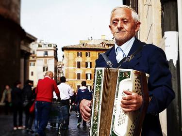 Man plays accordion on the street near Pantheon, Rome 2009 thumb