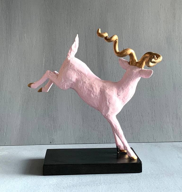 Original Figurative Animal Sculpture by Tosca Van Oorschot