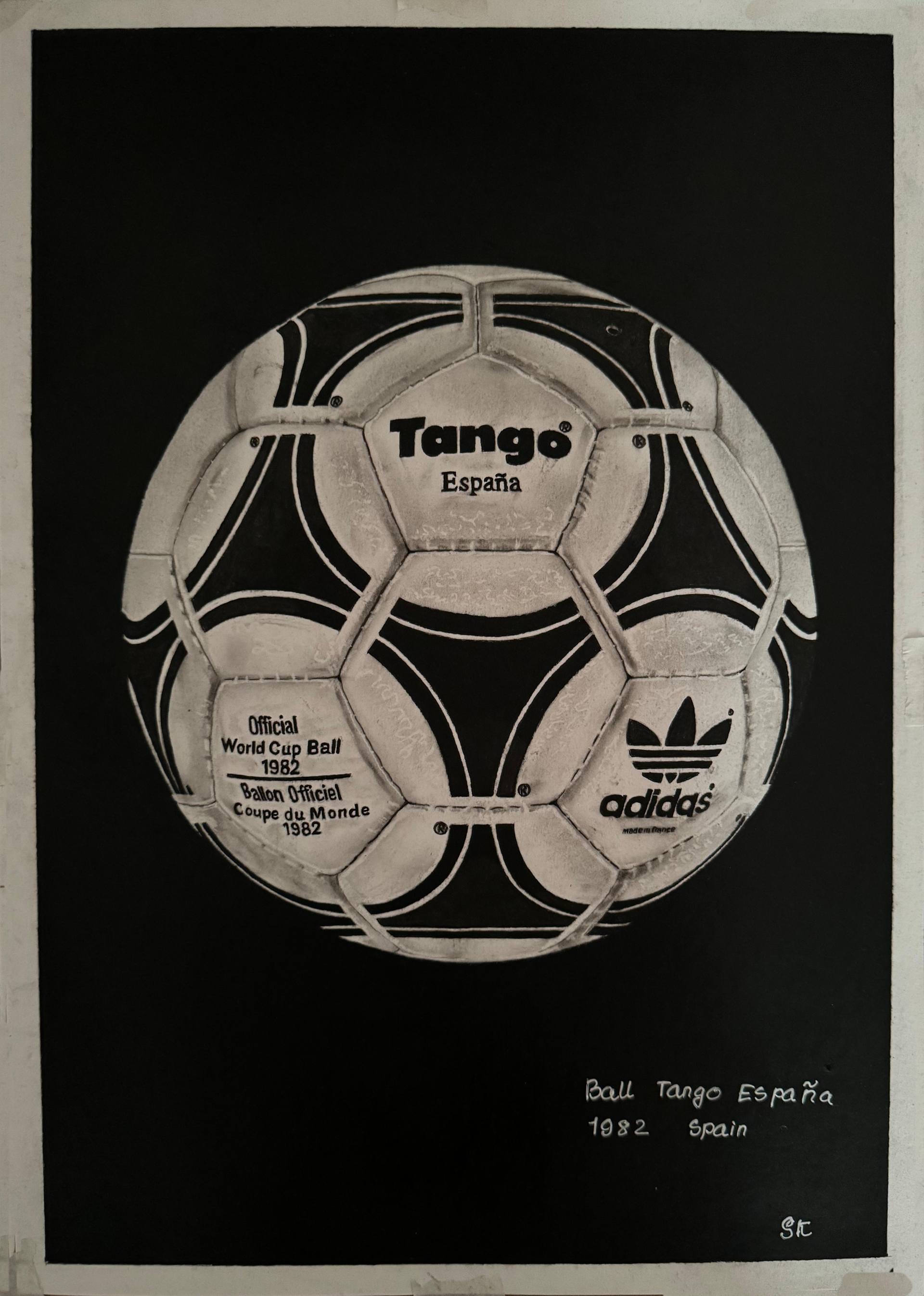 adidas tango 1982