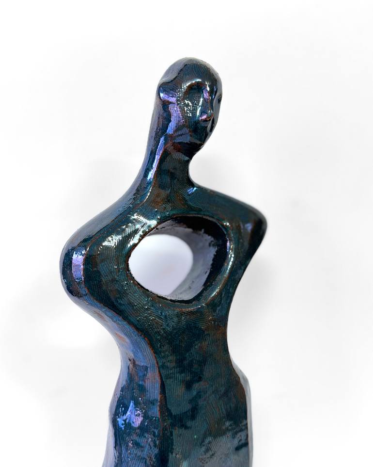 Original Contemporary Body Sculpture by Sol Vil