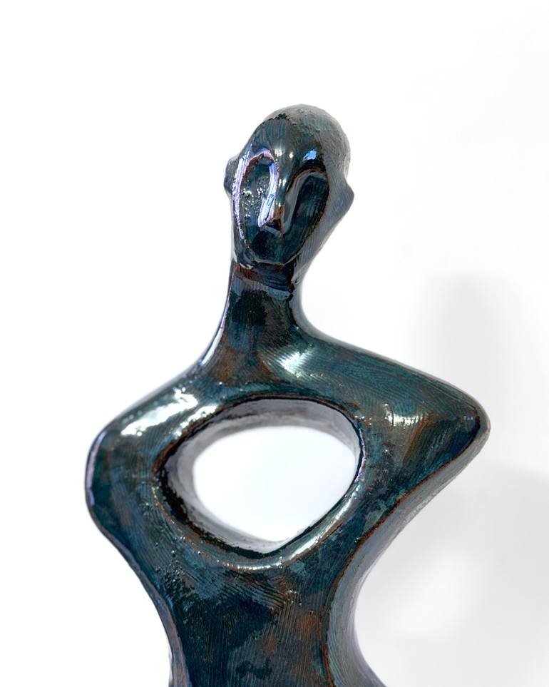 Original Contemporary Body Sculpture by Sol Vil