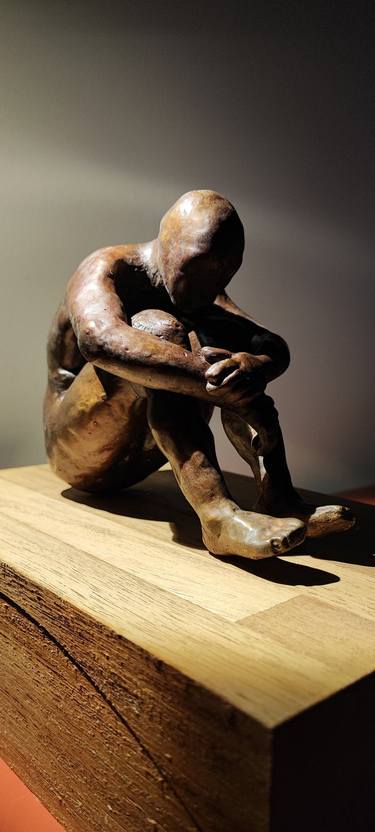 Original Figurative Men Sculpture by Víctor Gassó Arisa