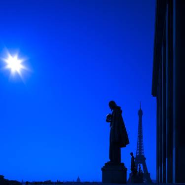 Tour Eiffel from Trocadéro place, Paris BLUE thumb