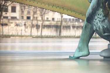 " Taste love under the Mirabeau Bridge », Paris, France thumb