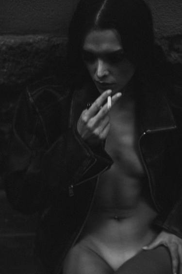 Original Minimalism Nude Photography by Stanislav Huskov