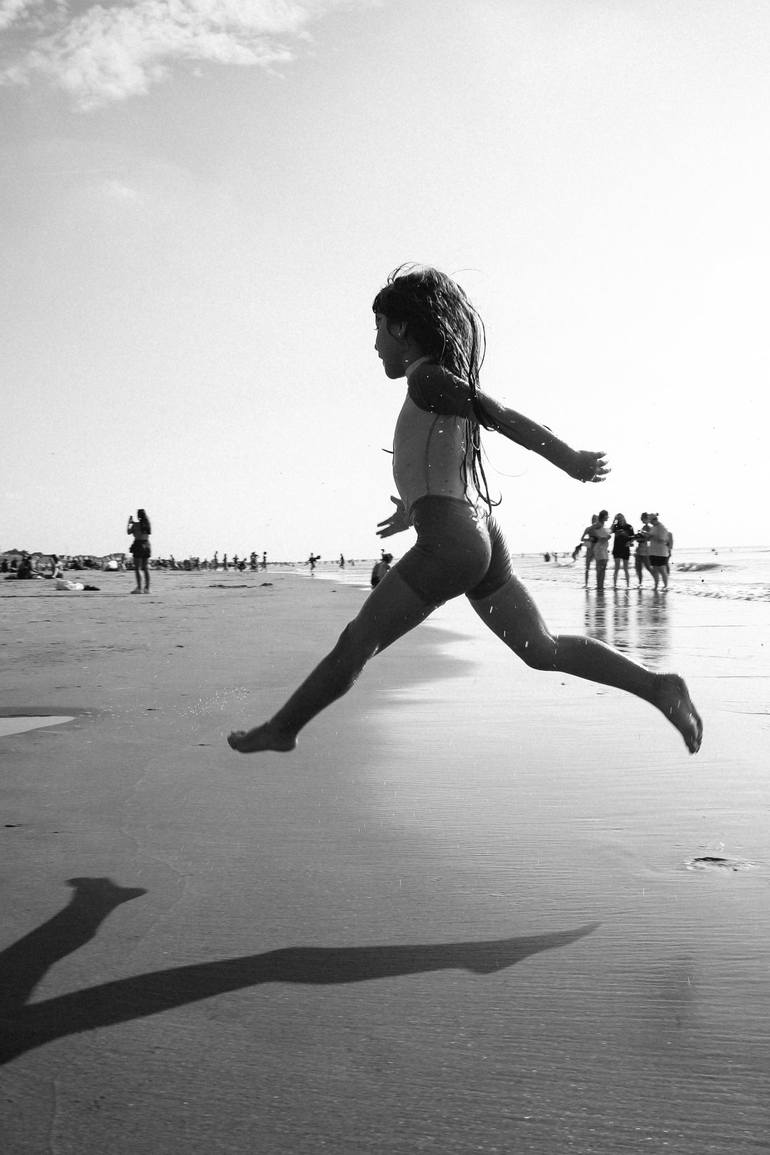 Beach girl, image size:770x1155