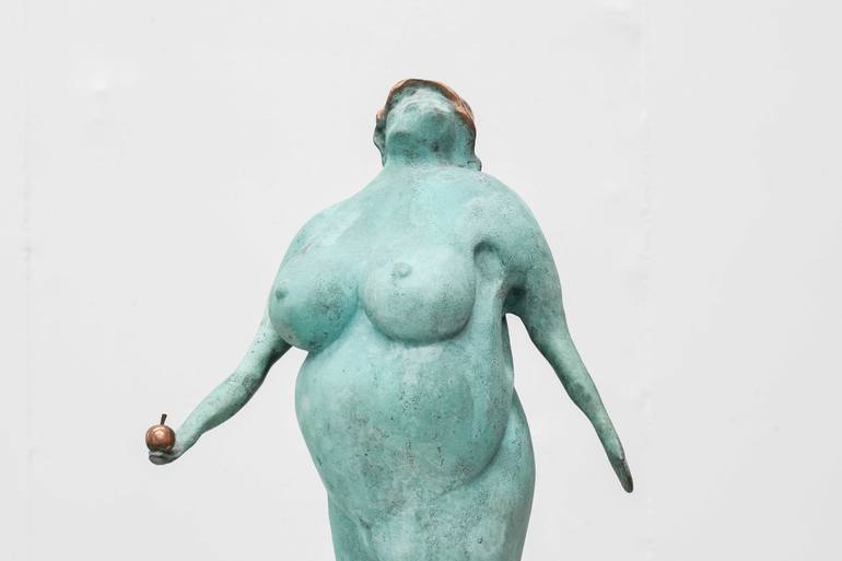 Original Other Women Sculpture by Fernando Suarez Escobar
