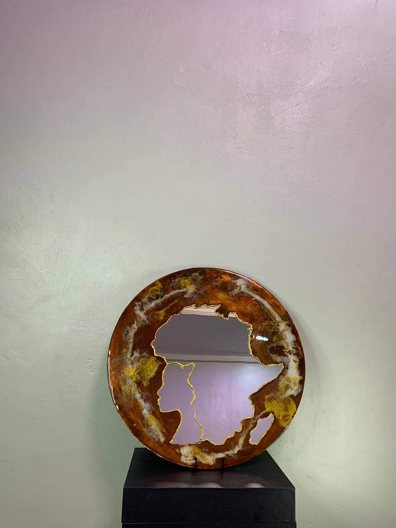Original Art Deco Light Sculpture by Lavora Omolola