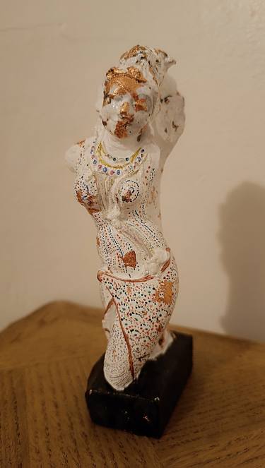 Original Contemporary Women Sculpture by Alexandre  Nominé 