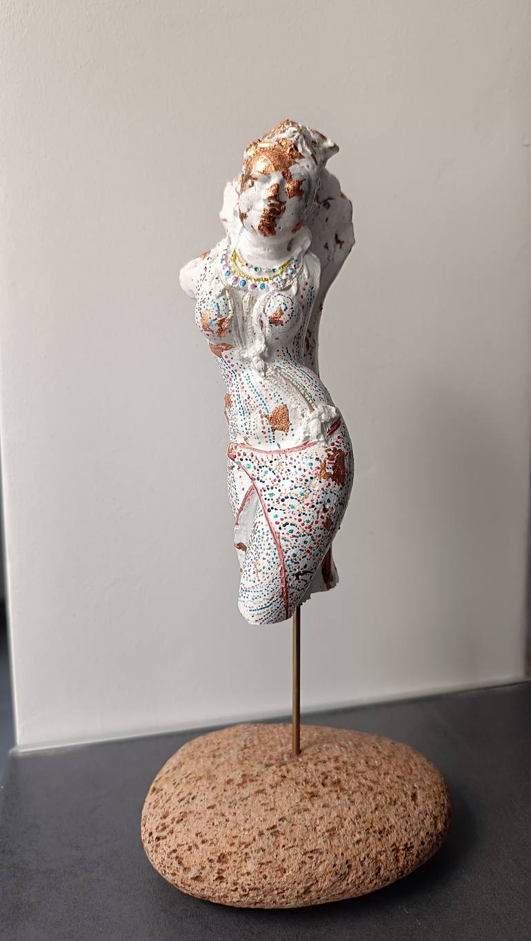 Original Contemporary Women Sculpture by Alexandre  Nominé 
