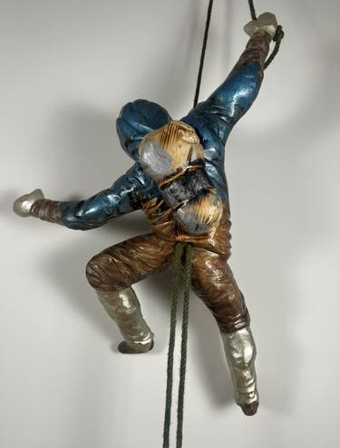 Original Contemporary Body Sculpture by C L A U R I I L I E V O