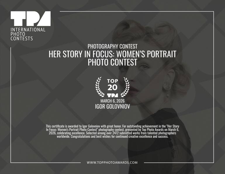Original Art Deco Women Photography by Igor Golovniov