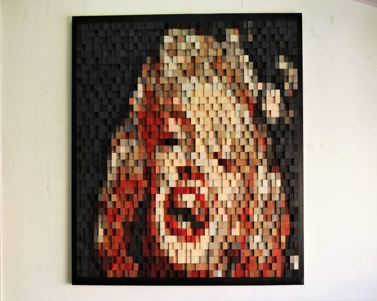 Original Contemporary Pop Culture/Celebrity Sculpture by Beyhan Esra Turgut