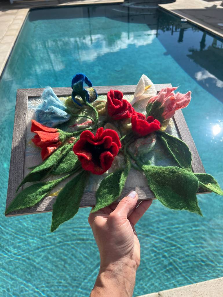 Original Romanticism Floral Sculpture by Lora Kochetkova