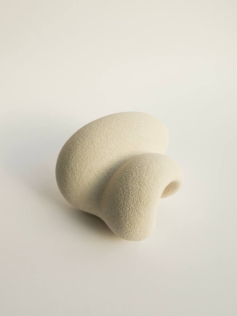 Original Minimalism Body Sculpture by Aleksandra Krasnopolska