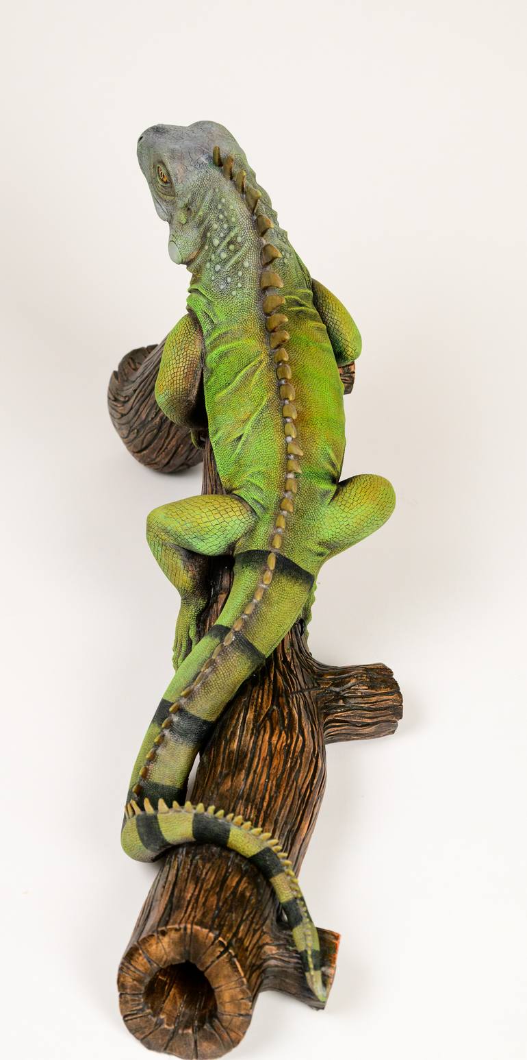 Original Realism Animal Sculpture by Konstantin Lipskiy