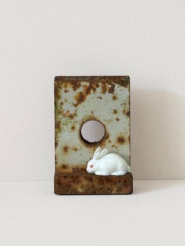 Original Contemporary Animal Sculpture by Daphne Maureen