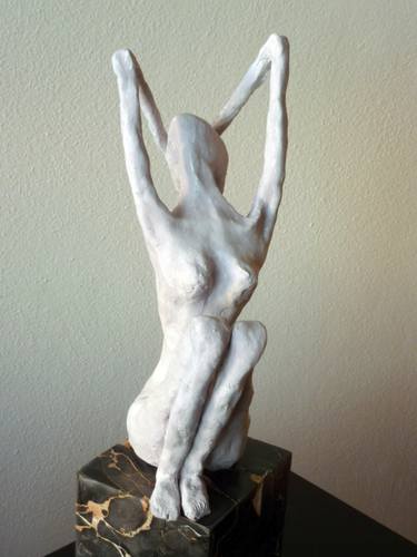 Print of Figurative Women Sculpture by Valente Luigi Giorgio Cancogni