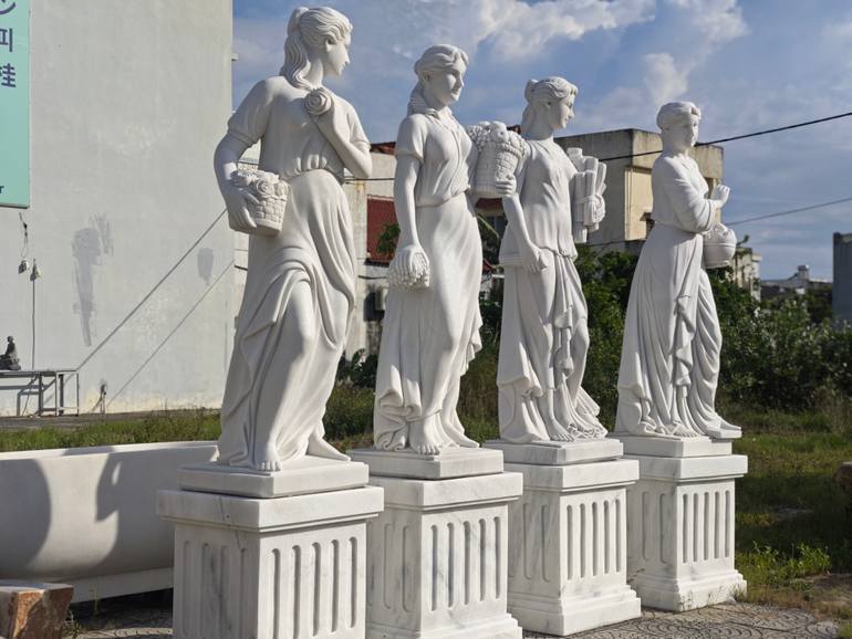 Original Portraiture Garden Sculpture by Mai Xuan Phuc