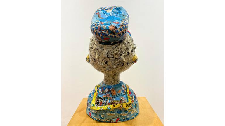 Original Abstract Performing Arts Sculpture by Heartlab Bali