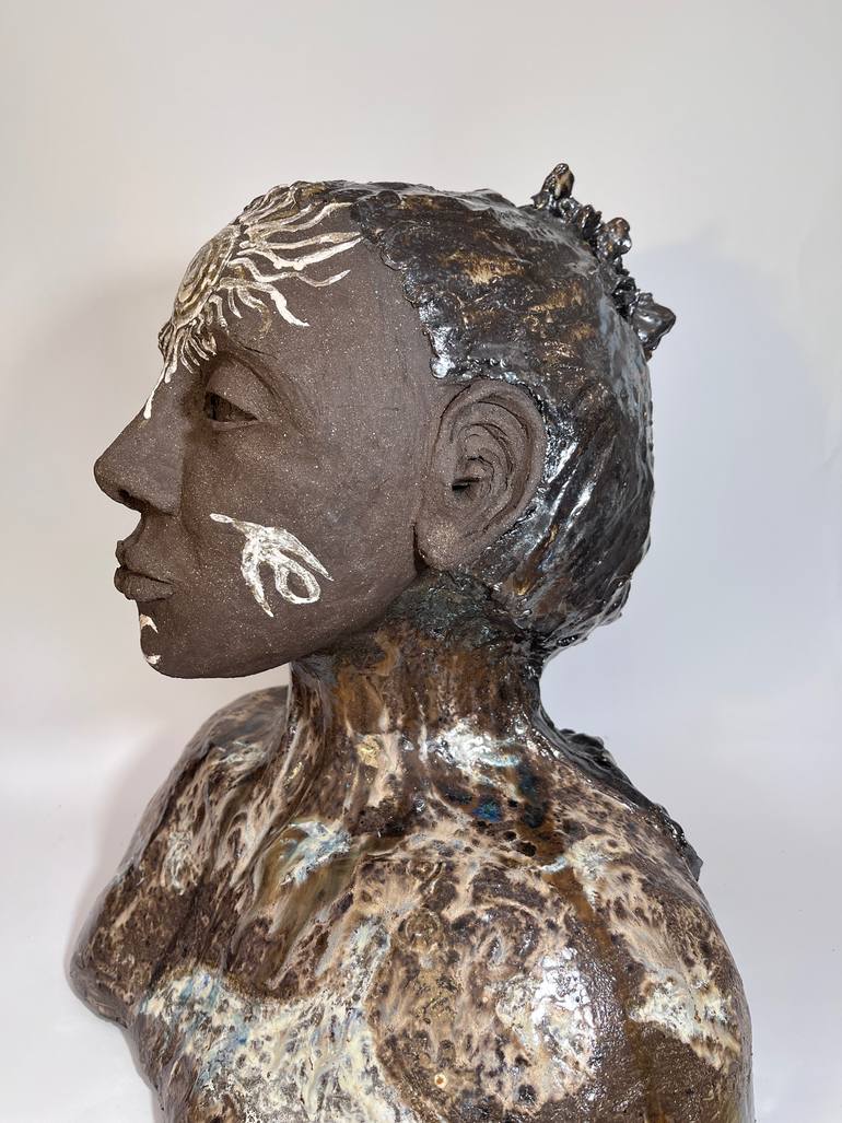 Original Body Sculpture by Joanna Damrat | Expressionism Art on Ceramic | Mother of the sun