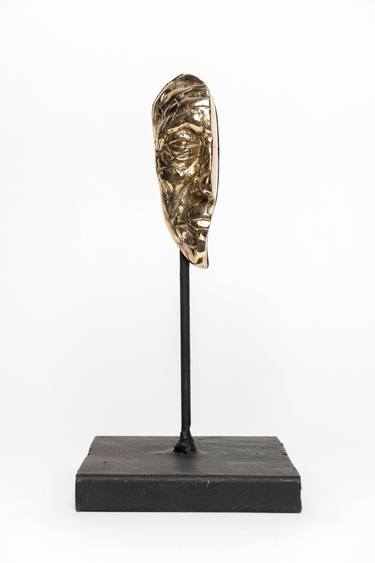 Original Figurative Home Sculpture by Dani Teseo Btar