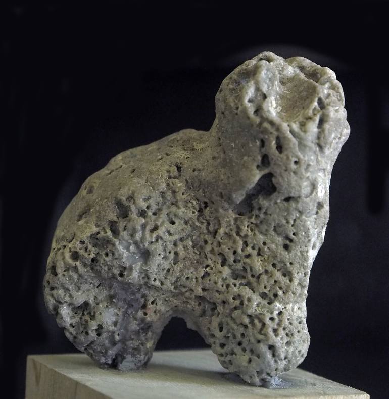 Sculptural form in the form of a puli dog - Print