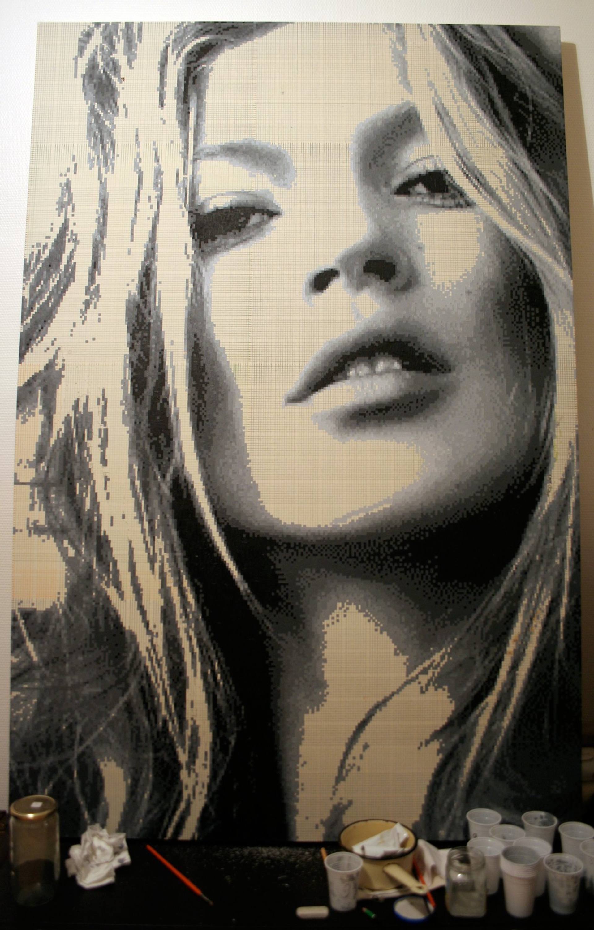 アート・デザイン・音楽 W STORIES by STEFANO TONCHI KATE MOSS 656948-HSC00002-8.jpg