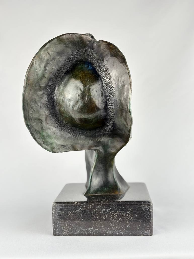 Original Figurative Botanic Sculpture by Peter Roos