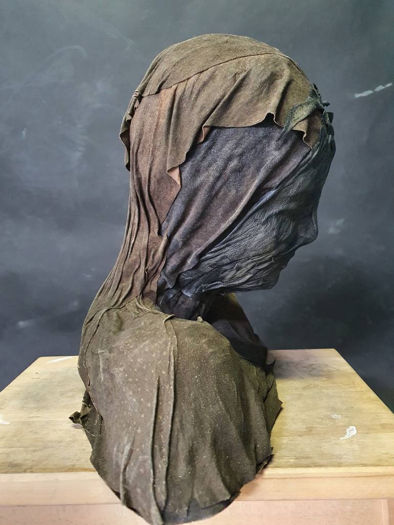 Original Portrait Sculpture by Ine van der Horn