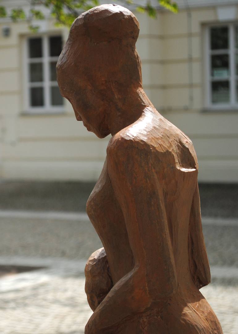 Original Figurative Women Sculpture by Angelika Kienberger
