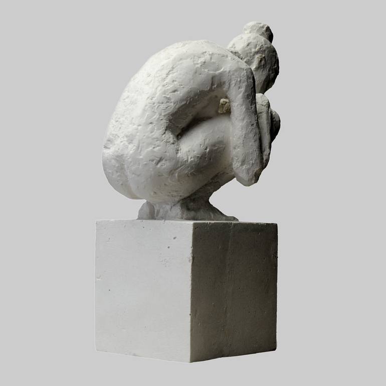 Original Figurative Women Sculpture by Angelika Kienberger