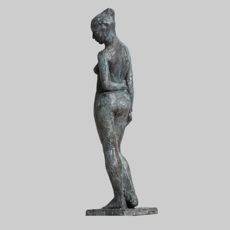 Original Figurative Women Sculpture by Angelika Kienberger