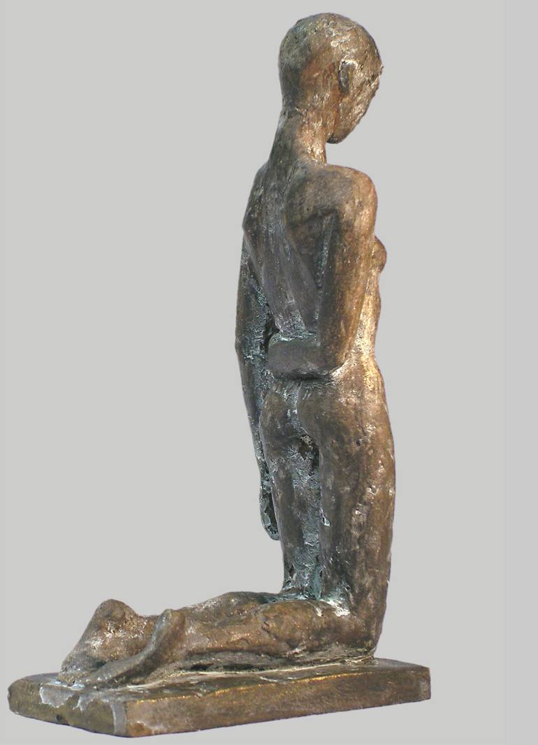 Original Figurative Women Sculpture by Angelika Kienberger