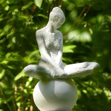 Original Figurative Women Sculpture by Angelika Kienberger