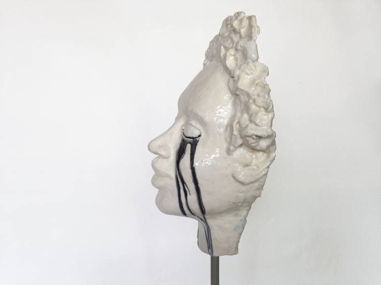 Original Figurative Portrait Sculpture by Juan Isasa