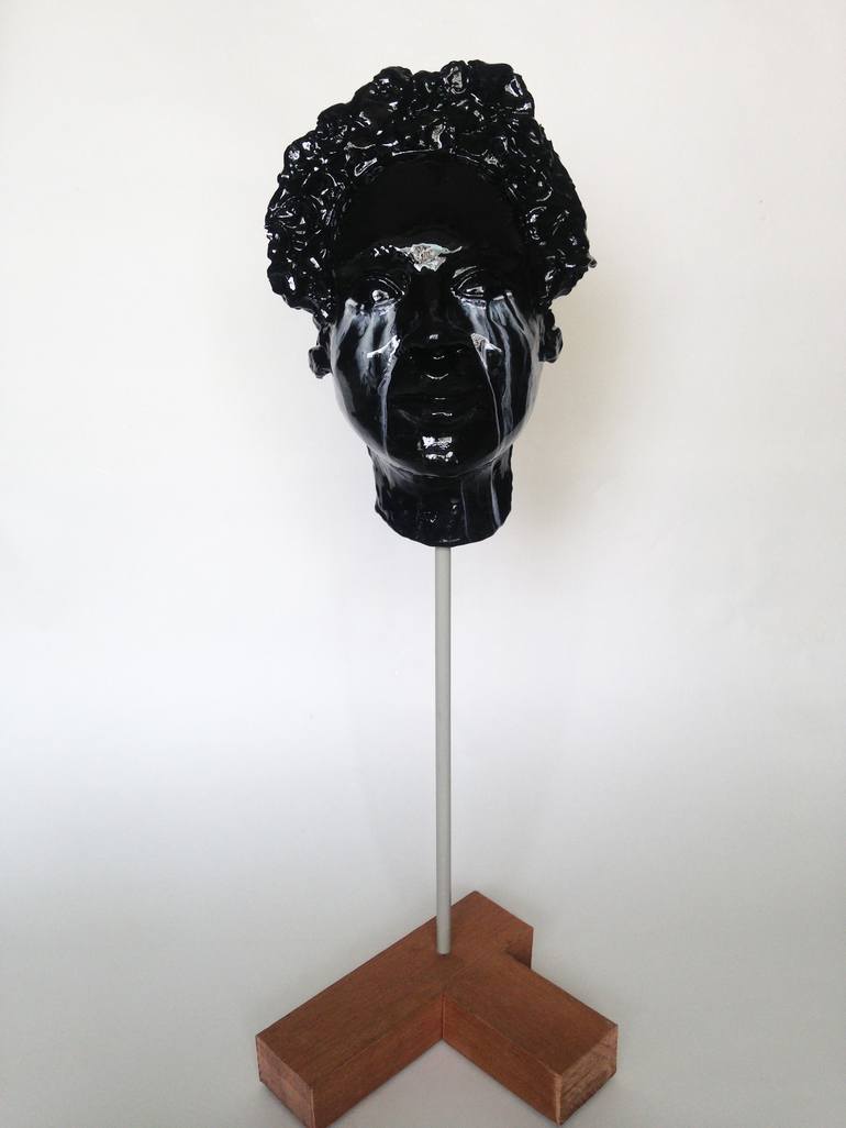 Original Figurative Portrait Sculpture by Juan Isasa